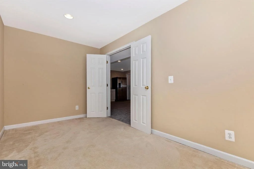 Photo of 17112 MAGIC MOUNTAIN DRIVE
