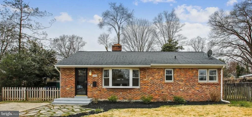 Photo of 7926 JACKSON ROAD