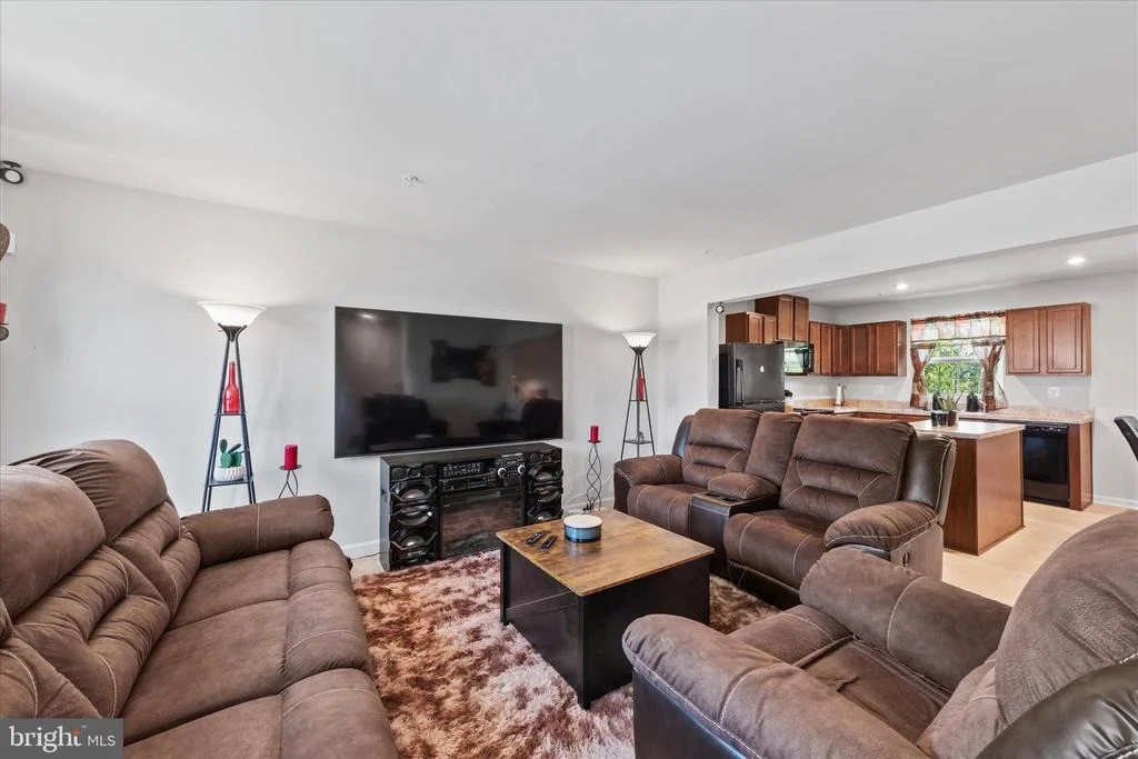 Photo of 206 RED BILL LN