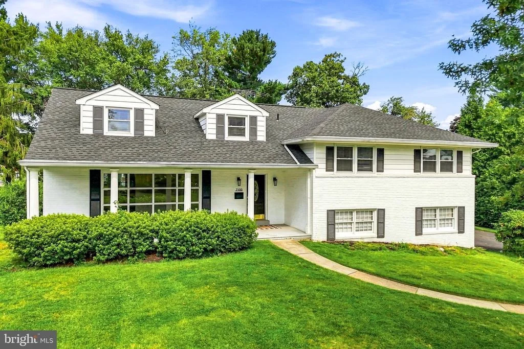 Photo of 2500 SALEM DRIVE