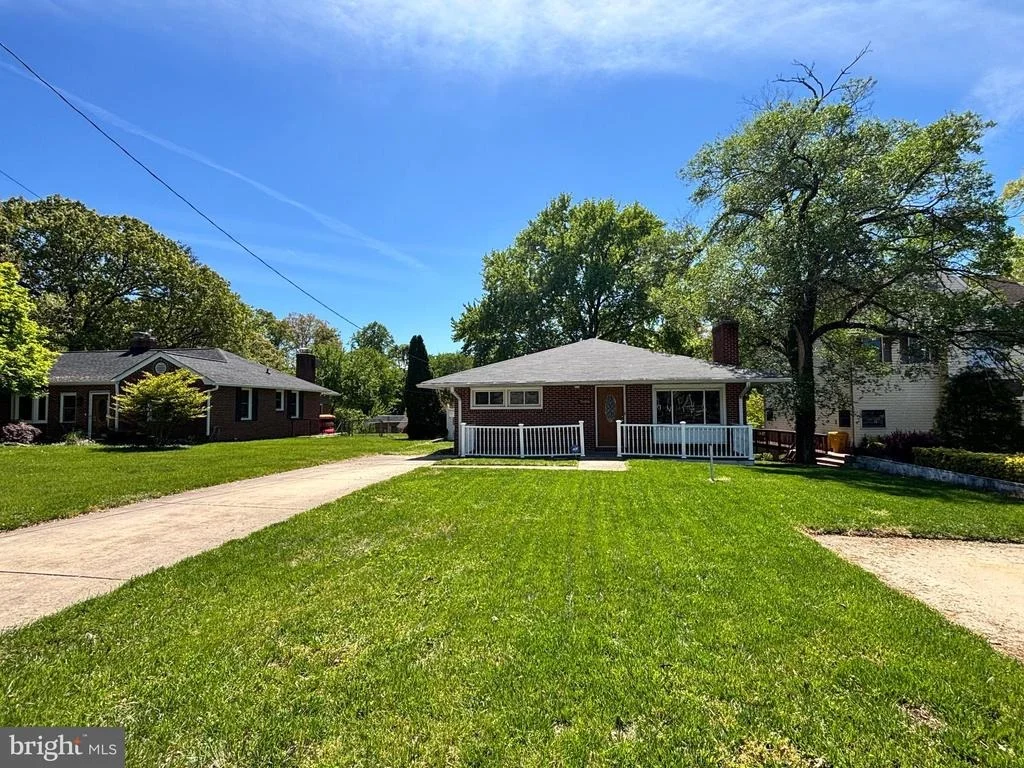 Photo of 7686 BRIAR LANE