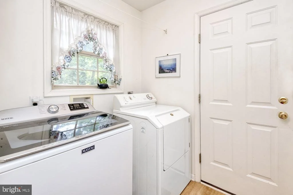 Photo of 23523 HOLLY CIRCLE
