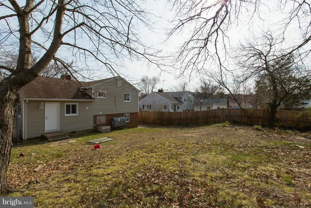 Photo of 1502 JAMES STREET