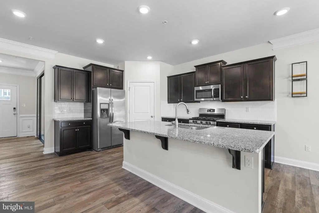 Photo of 9318 SYDNEY WAY