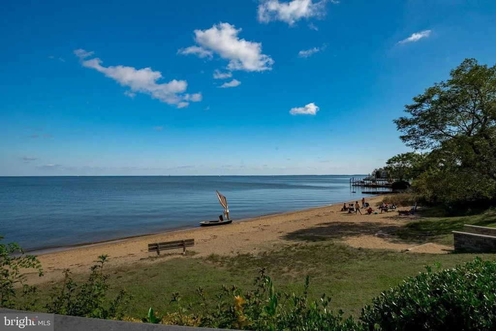 Photo of 970 HIGHPOINT DRIVE
