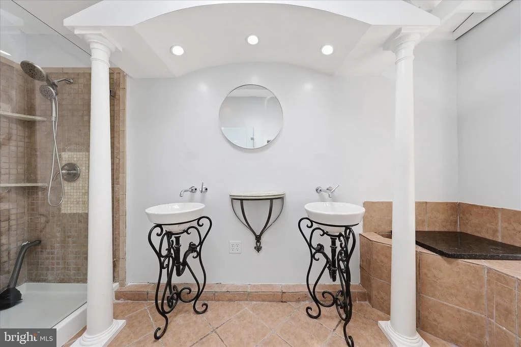 Photo of 6135 FIELDCREST COURT
