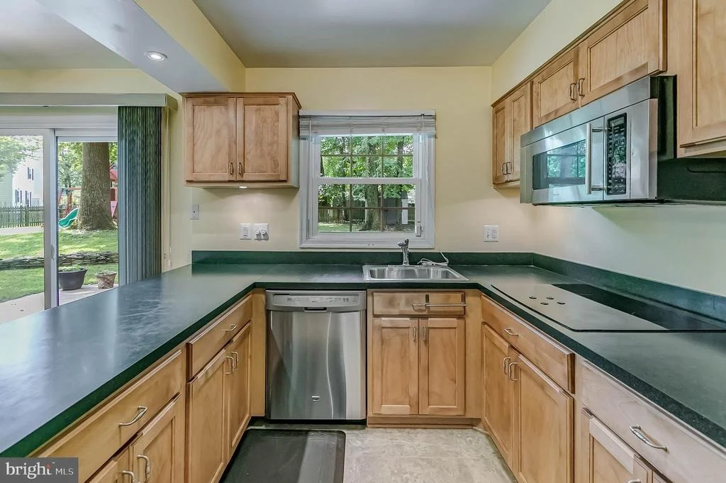Photo of 2908 BLUFF POINT LANE