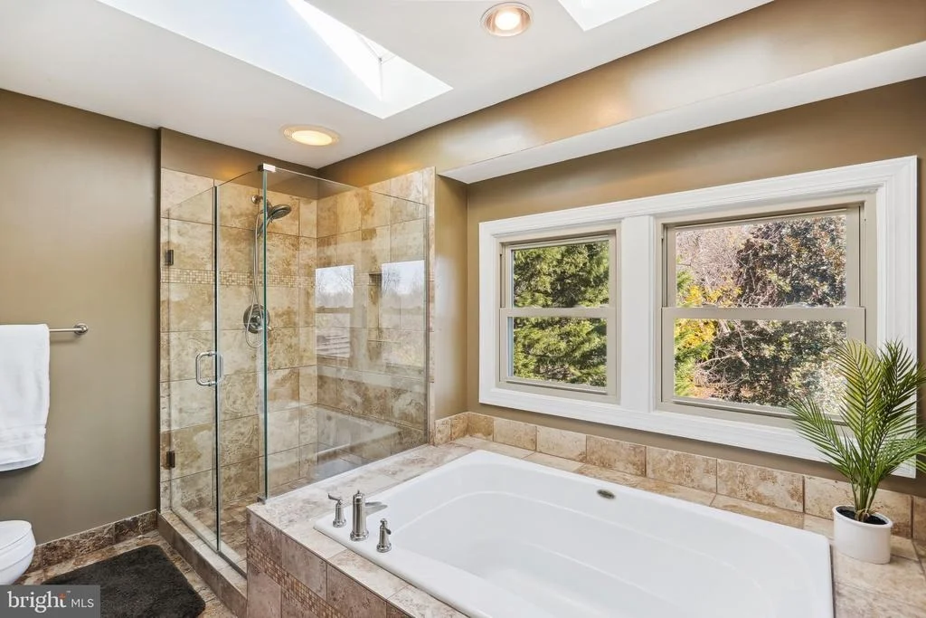 Photo of 5305 KINGSBROOK DRIVE