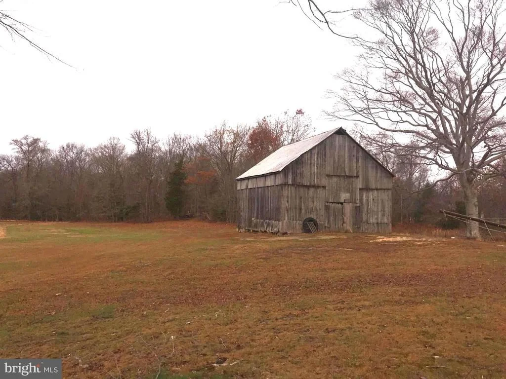 Photo of 16307 ASHBOX ROAD