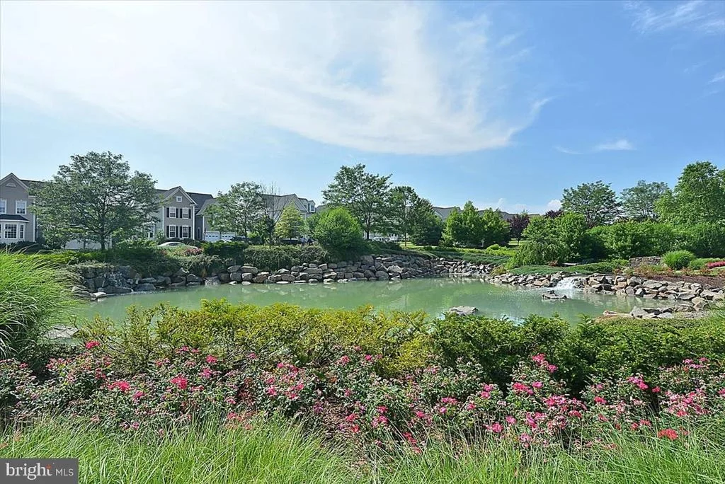 Photo of 42855 CHATELAIN CIRCLE