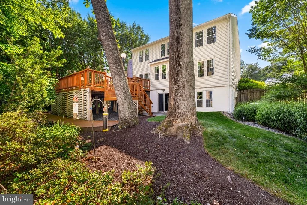 Photo of 9454 LAPSTRAKE LANE