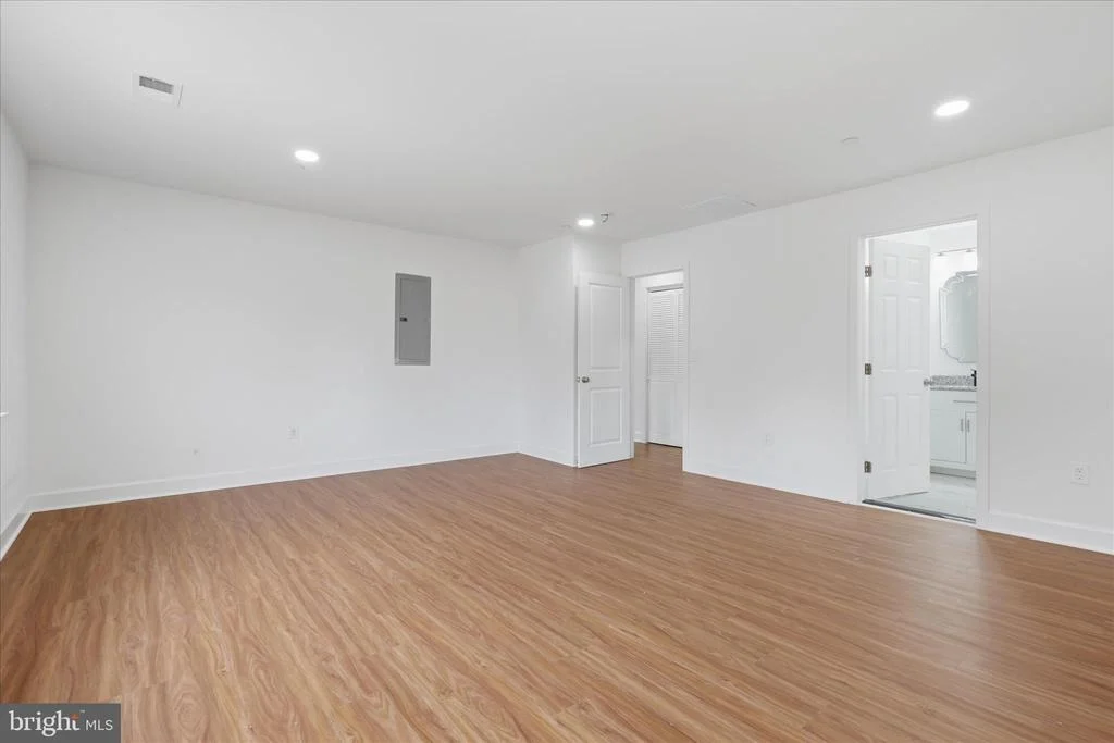 Photo of 10501 BEECHWOOD DRIVE