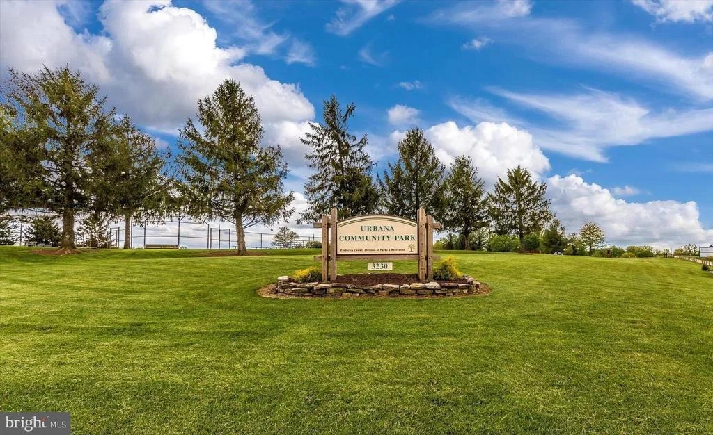 Photo of 8693 SATINWOOD DRIVE