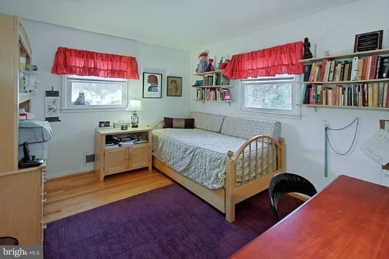 Photo of 1607 8TH PLACE