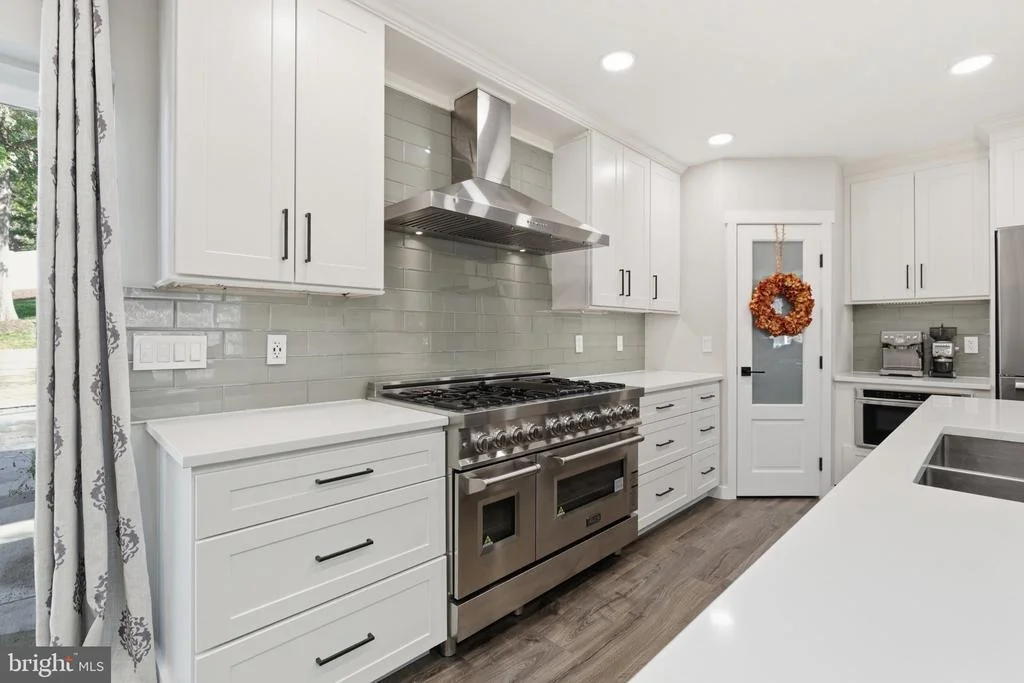 Photo of 6250 DIAMOND DRIVE