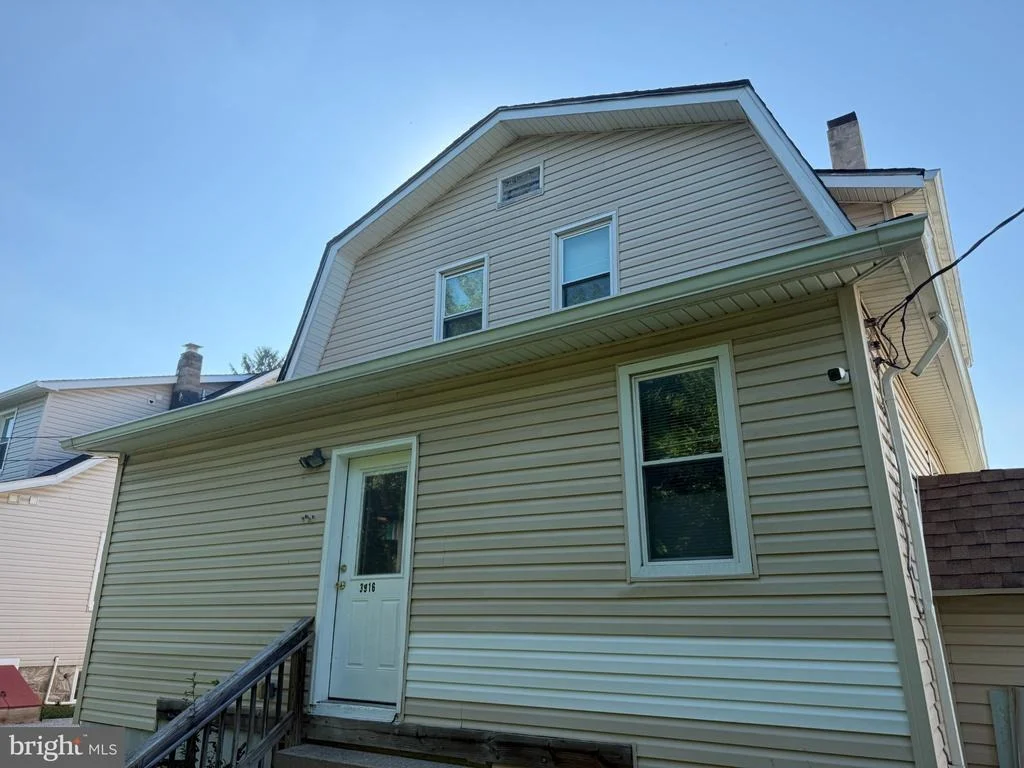 Photo of 3916 PINKNEY ROAD
