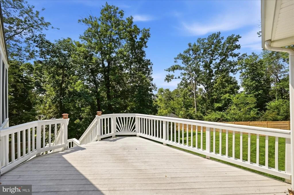 Photo of 45539 LAKESIDE DRIVE