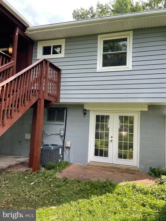 Photo of 610 W NETTLE TREE ROAD
