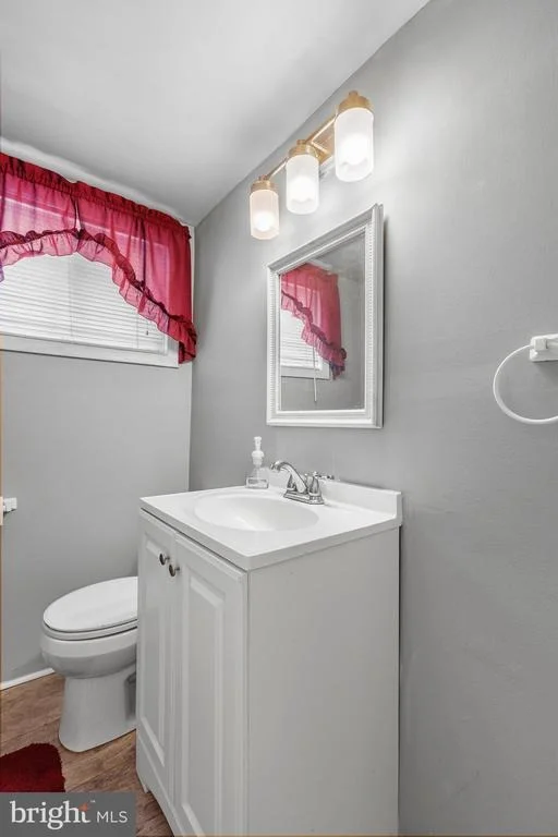 Photo of 5608 HUNTSMOOR ROAD