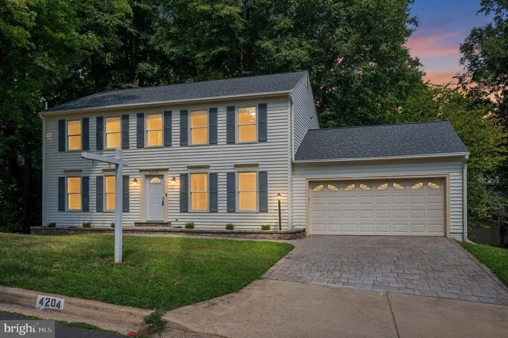 Photo of 4204 AVON DRIVE