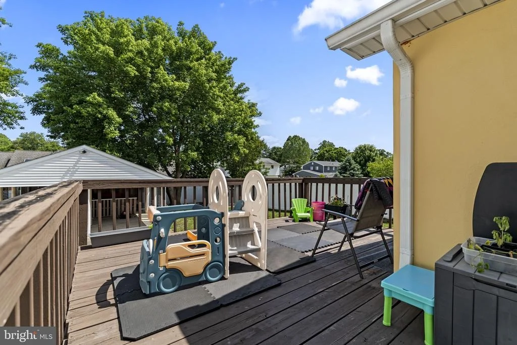Photo of 425 FLORENCE AVENUE