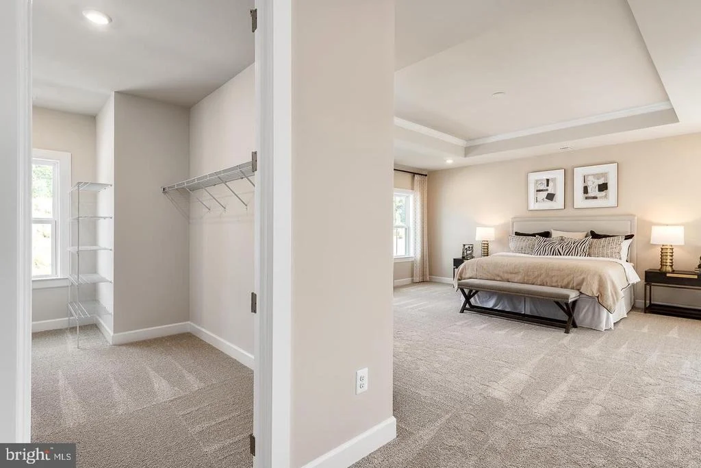 Photo of 1317 LEELAND FOREST