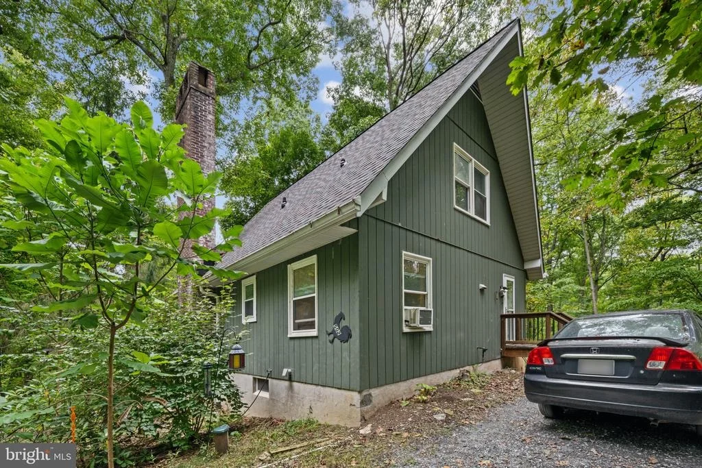 Photo of 502 SILVER RUN VALLEY ROAD