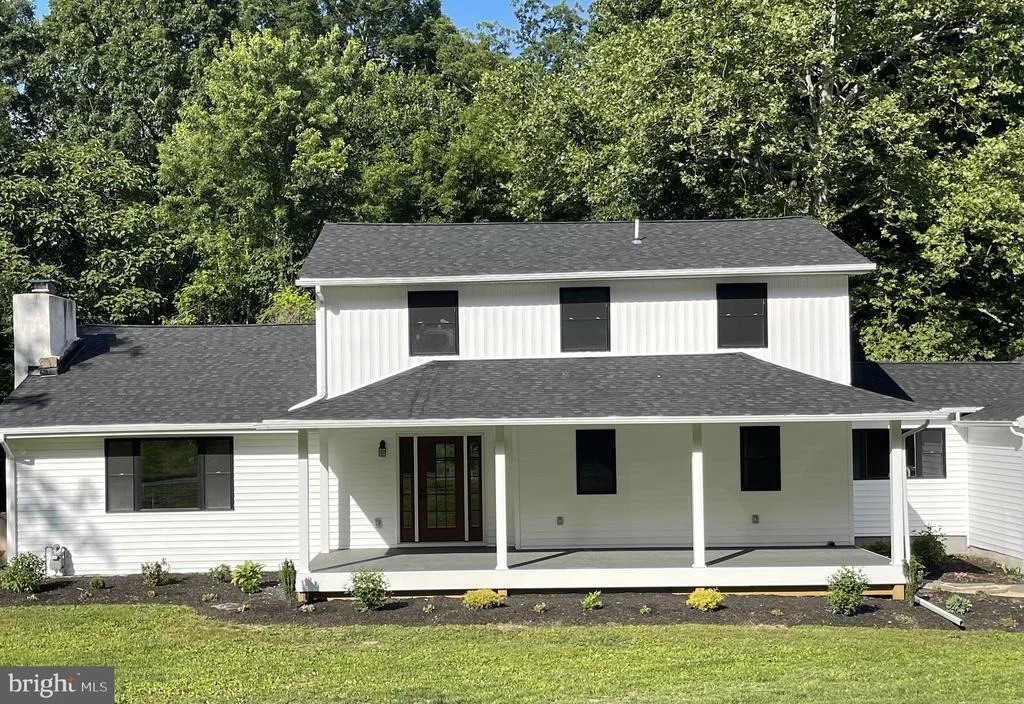Photo of 512 CRICKET LANE
