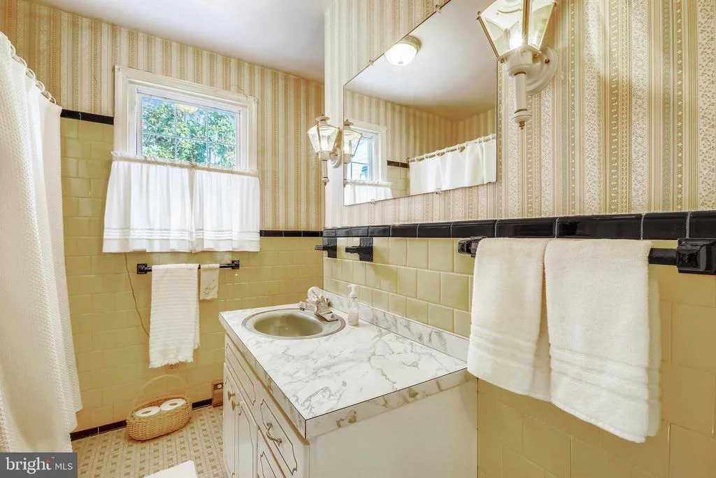 Photo of 1113 ASHLAND DRIVE