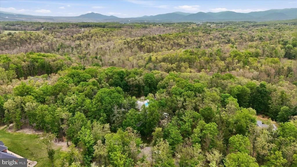 Photo of 435 SUMMIT DRIVE