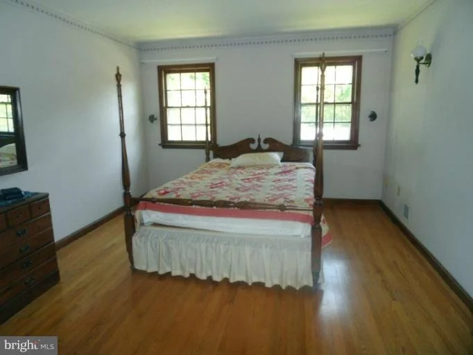 Photo of 5803 MEADOW DRIVE
