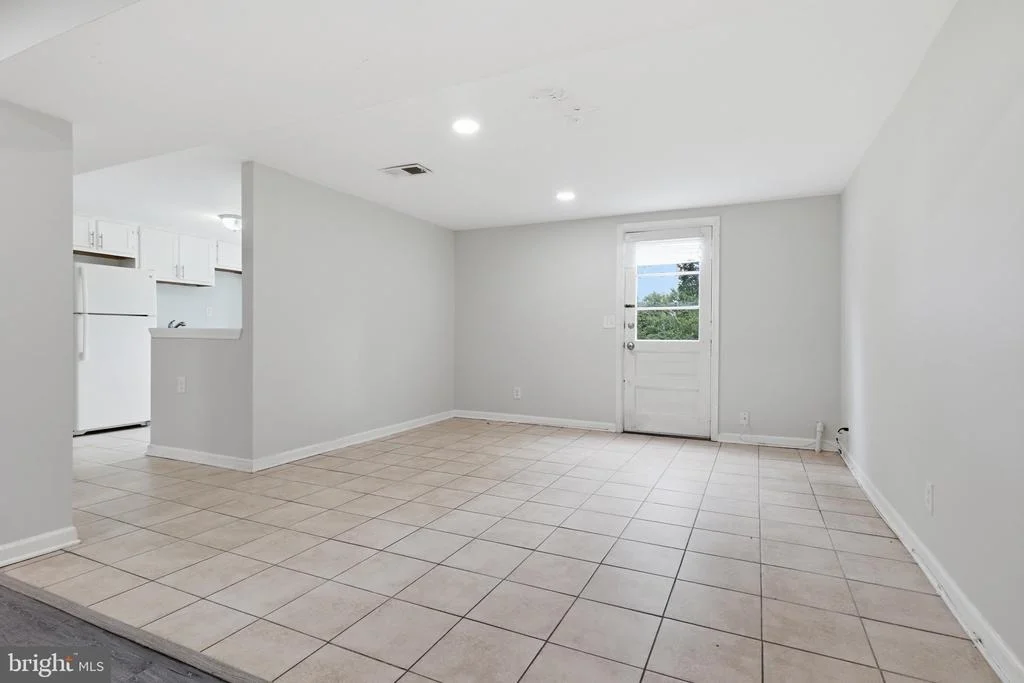 Photo of 6915 BRIARCLIFF DRIVE