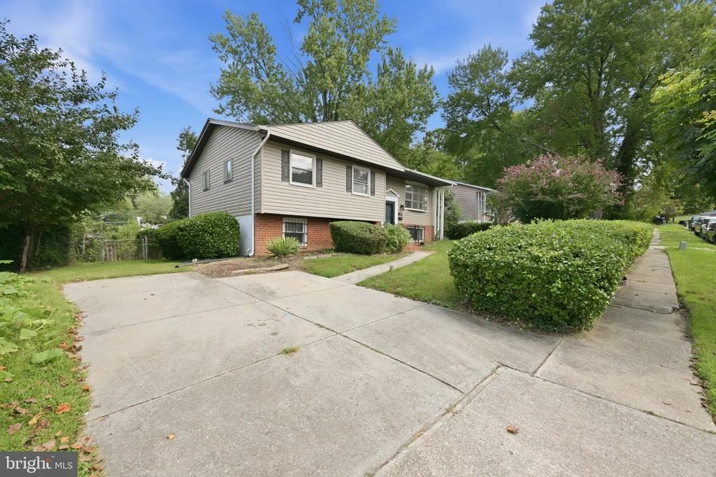 Photo of 23 DAIMLER DRIVE