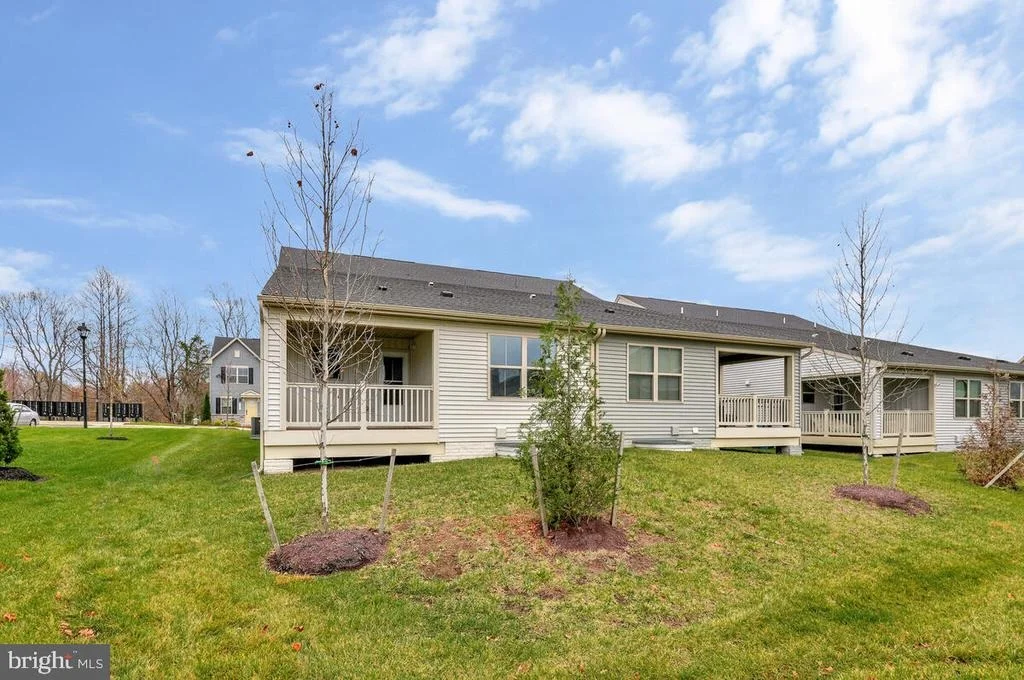 Photo of 14380 LONGHOUSE LOOP