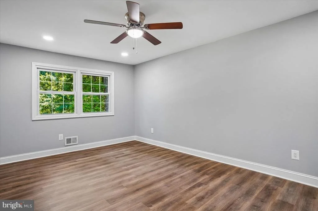 Photo of 8814 LAFAYETTE DRIVE