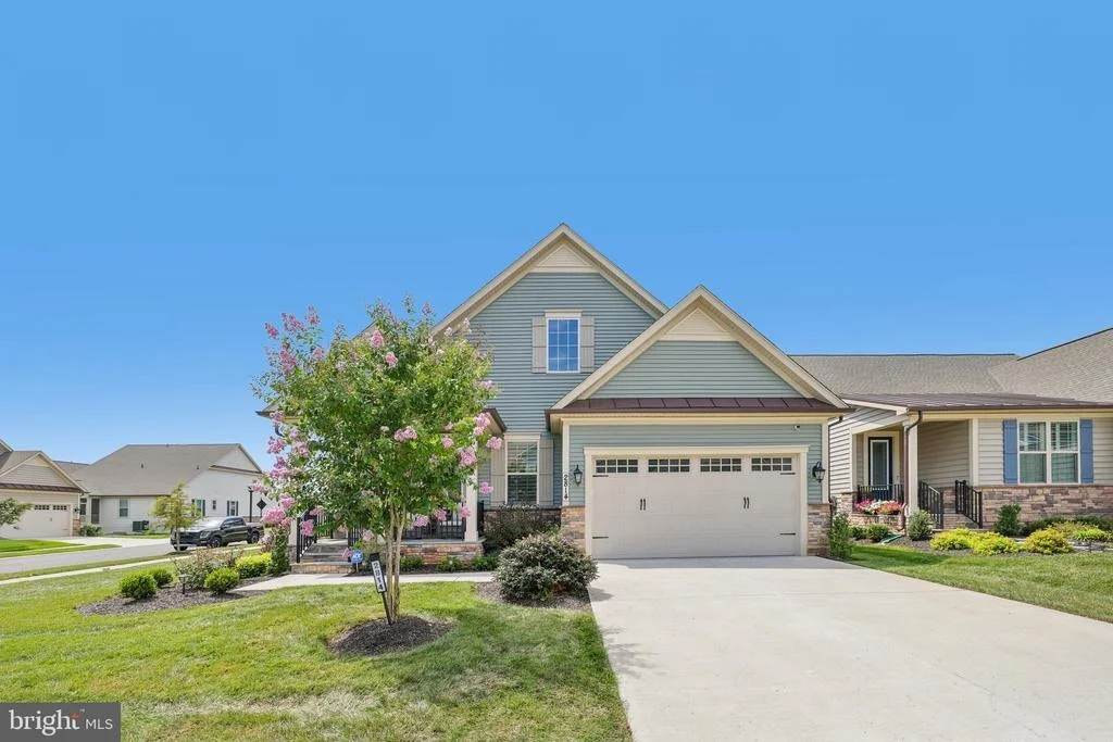 Photo of 2814 CAMOMILE DRIVE E