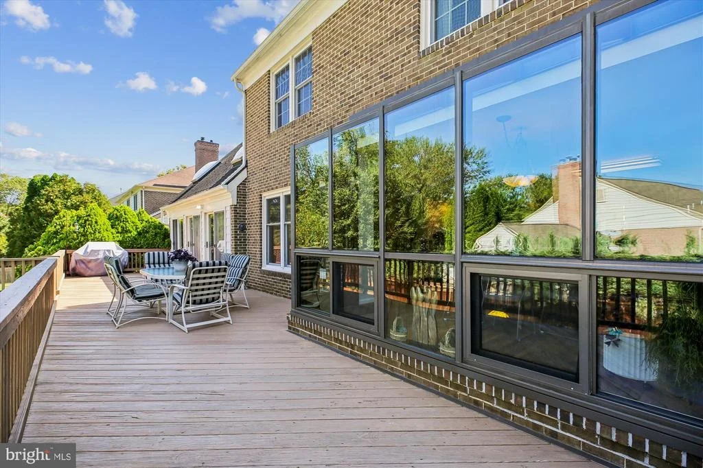 Photo of 9537 FOX HOLLOW