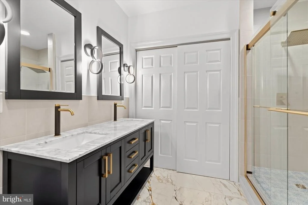 Photo of 4811 W STREET NW