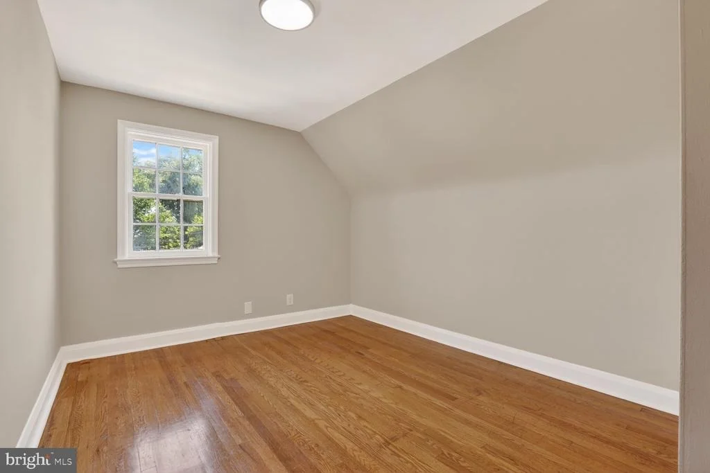 Photo of 315 E COLD SPRING LANE