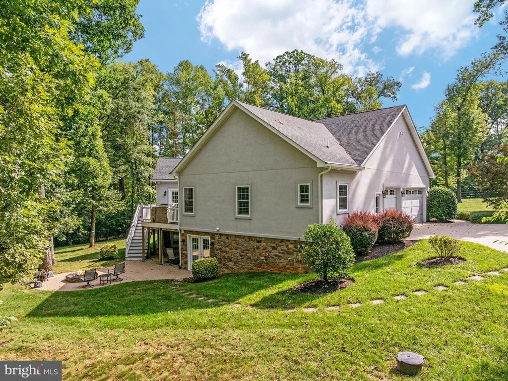 Photo of 632 STONYMEADE DRIVE