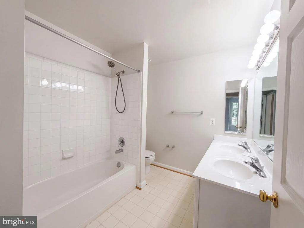 Photo of 14066 CLATTERBUCK LOOP
