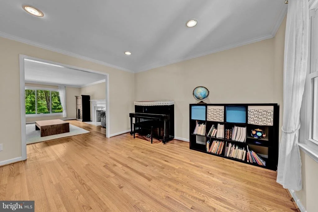 Photo of 1077 SPRING HILL ROAD