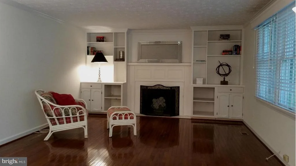 Photo of 9544 LOCUST HILL DRIVE