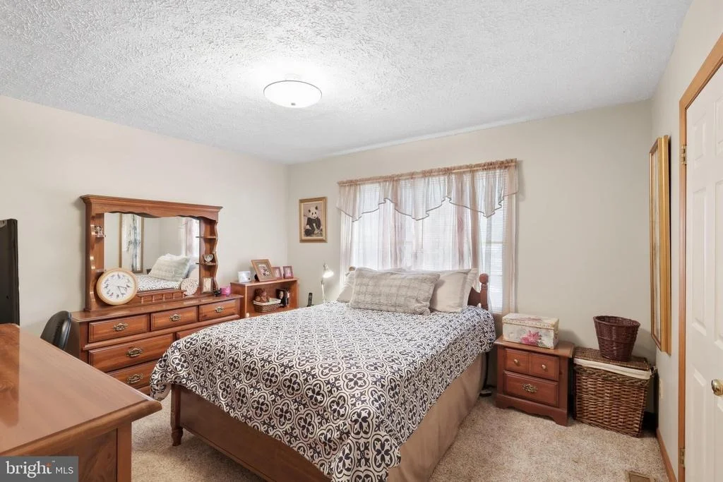 Photo of 24 SYDNEY CIRCLE
