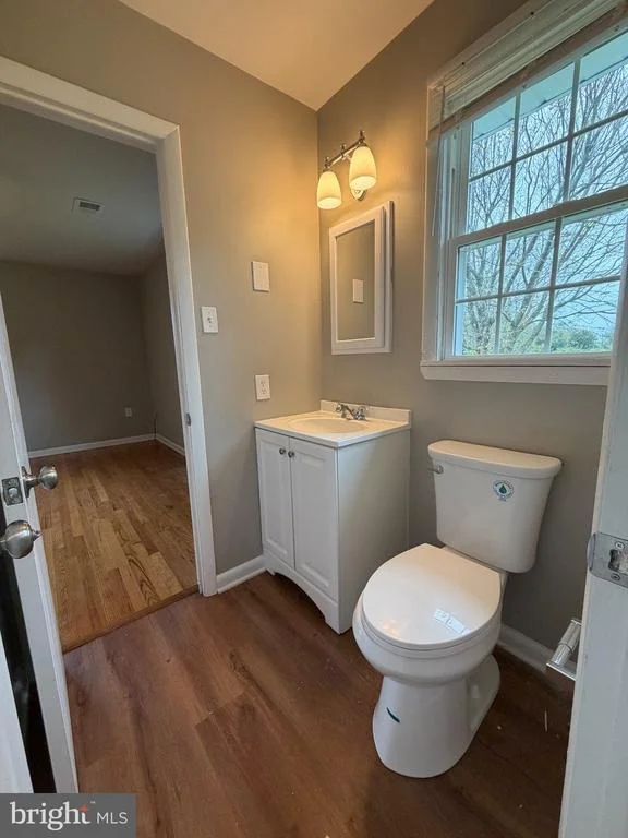 Photo of 3 SPRINGVIEW BOULEVARD