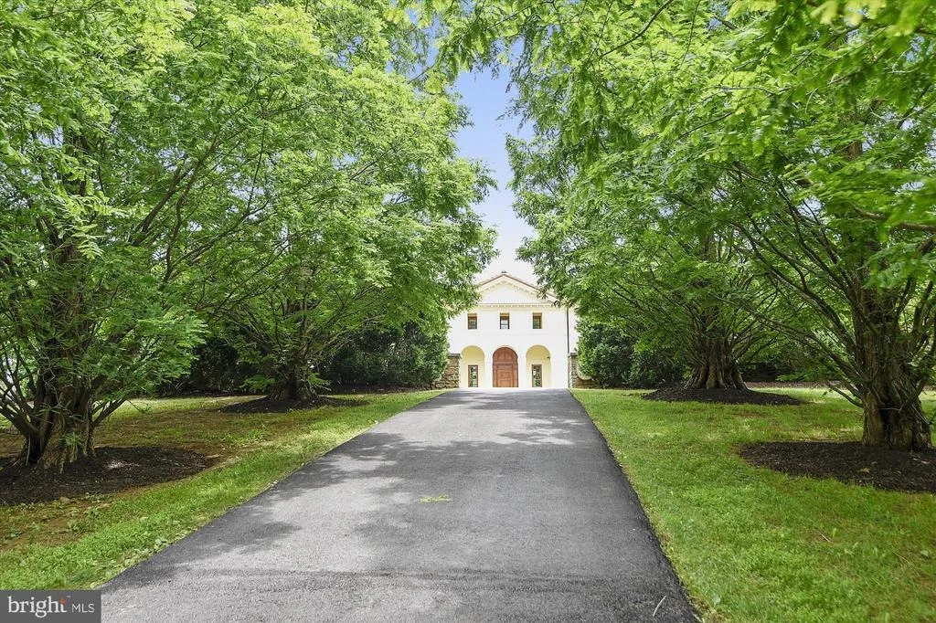 Photo of 2547 HALFWAY ROAD