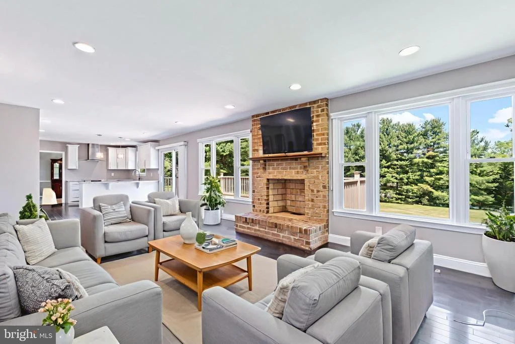 Photo of 20809 MERLE DRIVE