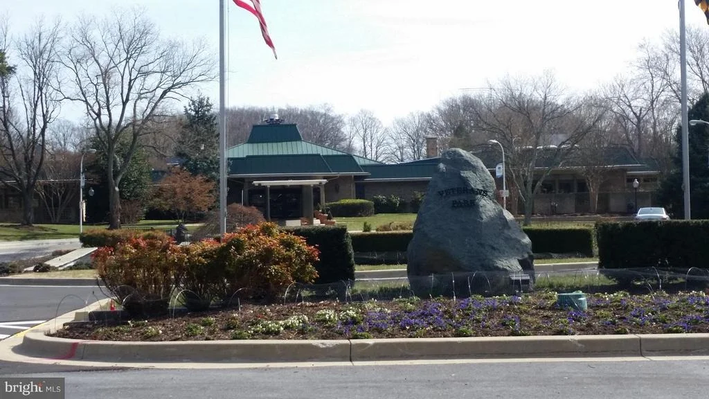 Photo of Unit 4416 at 15100 INTERLACHEN DRIVE
