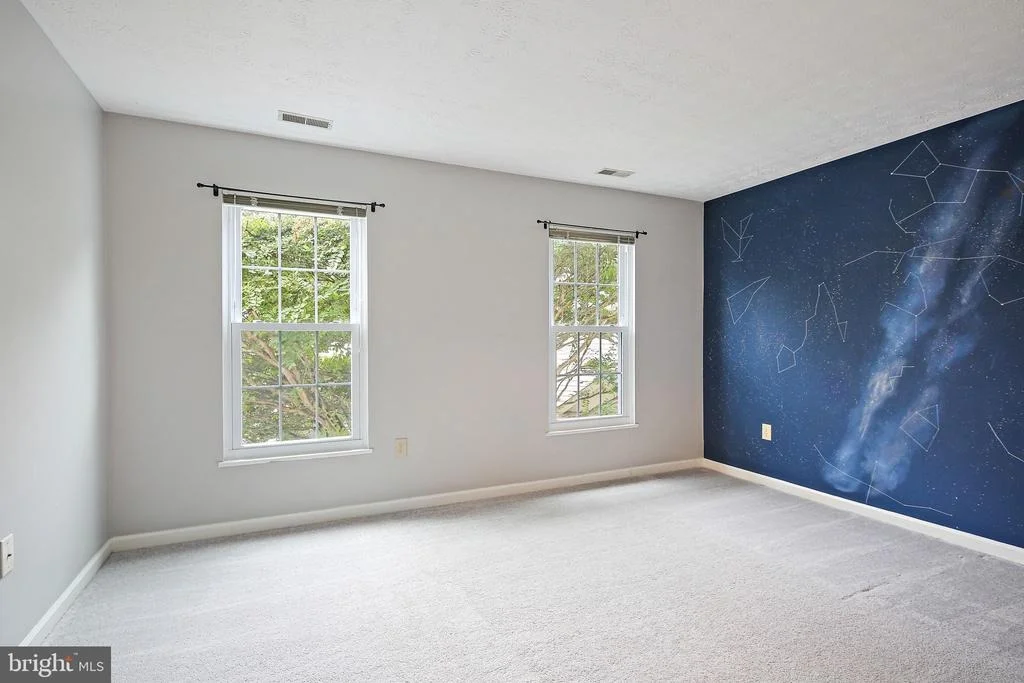 Photo of 322 TIMBERBROOK COURT