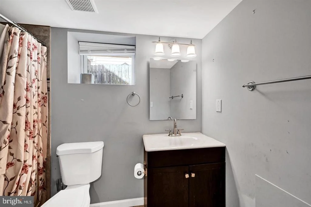 Photo of 4806 HOLDER AVENUE
